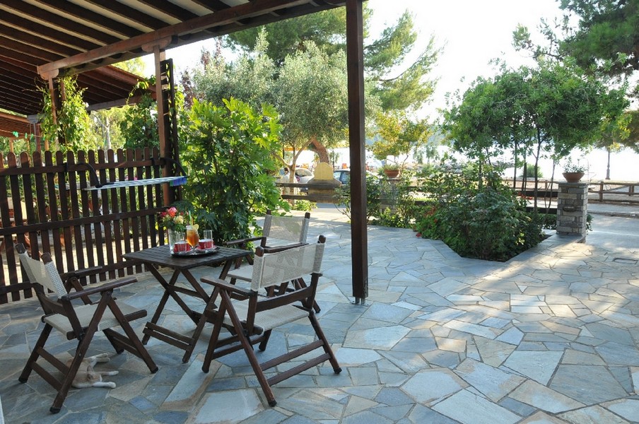 Zouzoula House