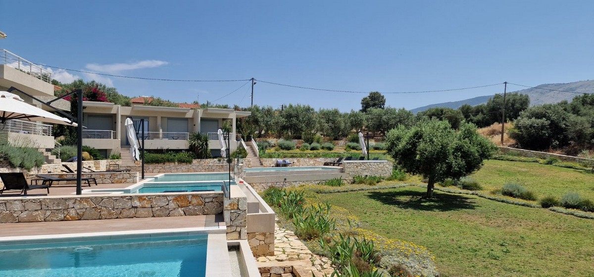 Five Villas in Plataria