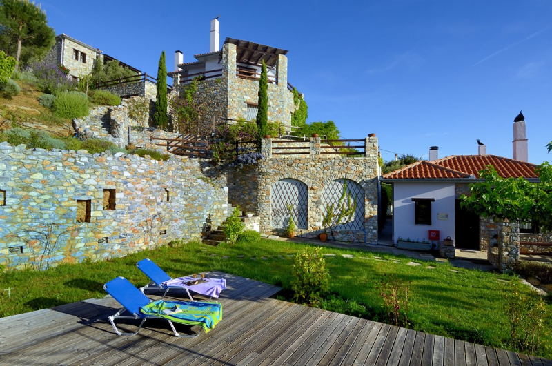 Villa Anthyllion # On the right flat Anemone, in the middle above flat Zouboulia and on the left above Margarites